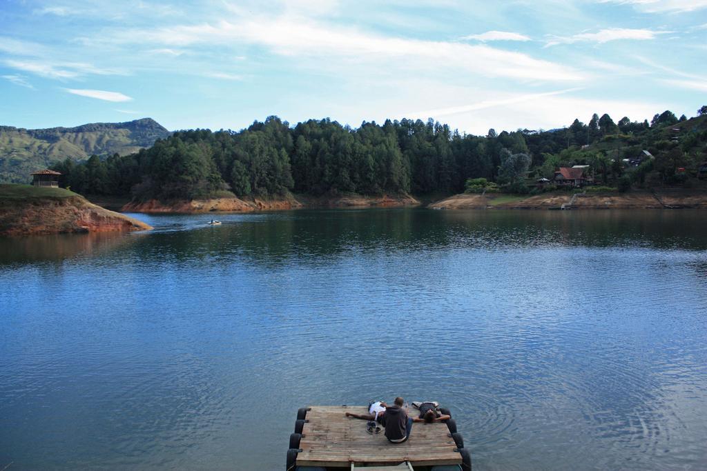 Casa Galeria Guatape Villa Exterior photo