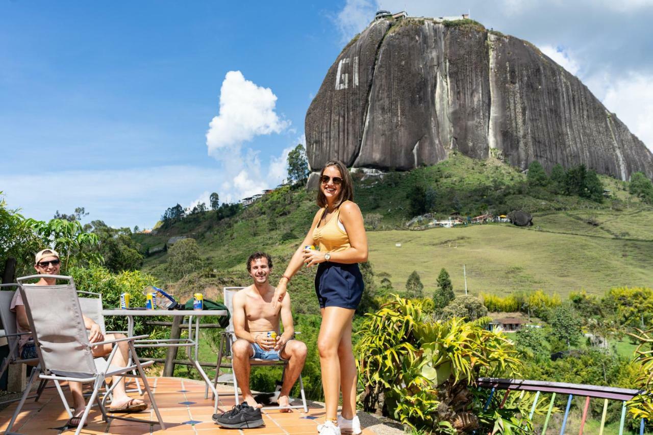 Casa Galeria Guatape Villa Exterior photo